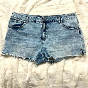 Time and Tru plus size shorts!!